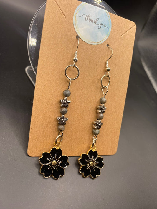 Glowing Flowers (earrings)