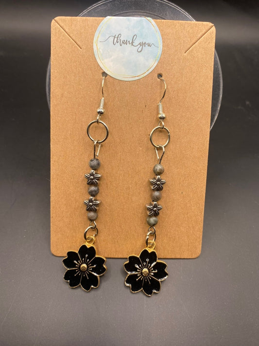 Glowing Flowers (earrings)