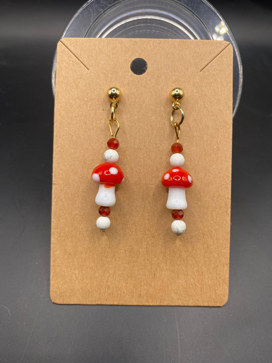 Red Shrooms (earrings)